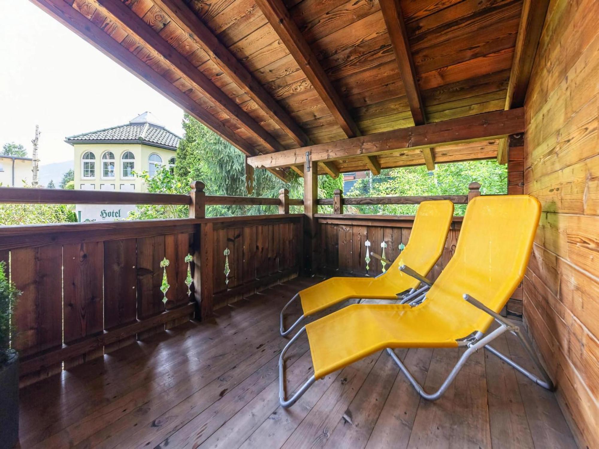 Chalets Almdorf Zillertal, Fügen Exterior foto